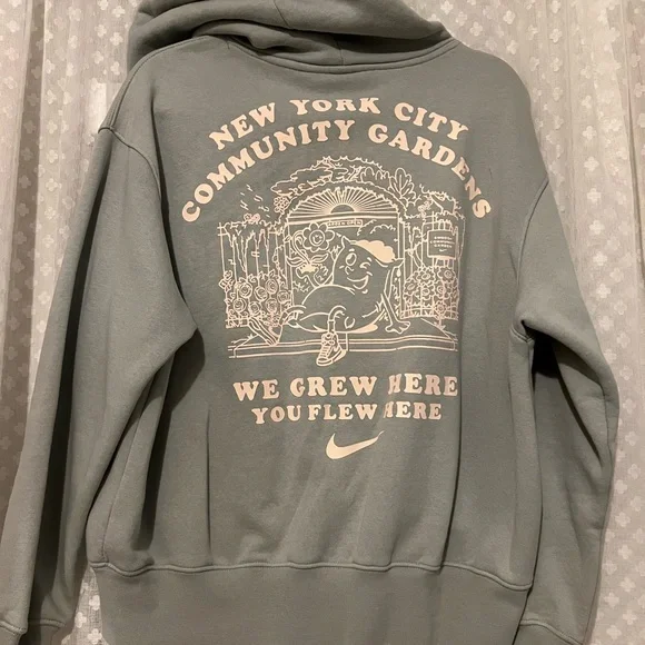 Nike Pullover Hoodie - Picture 2 of 5